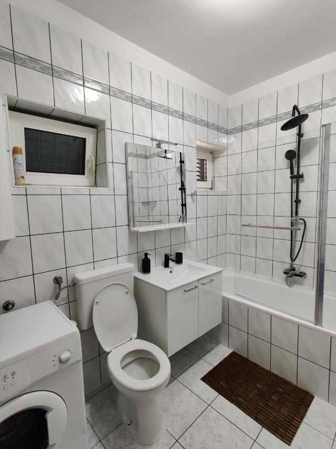 Biuk Apartments Нови Винодолски Екстериор снимка