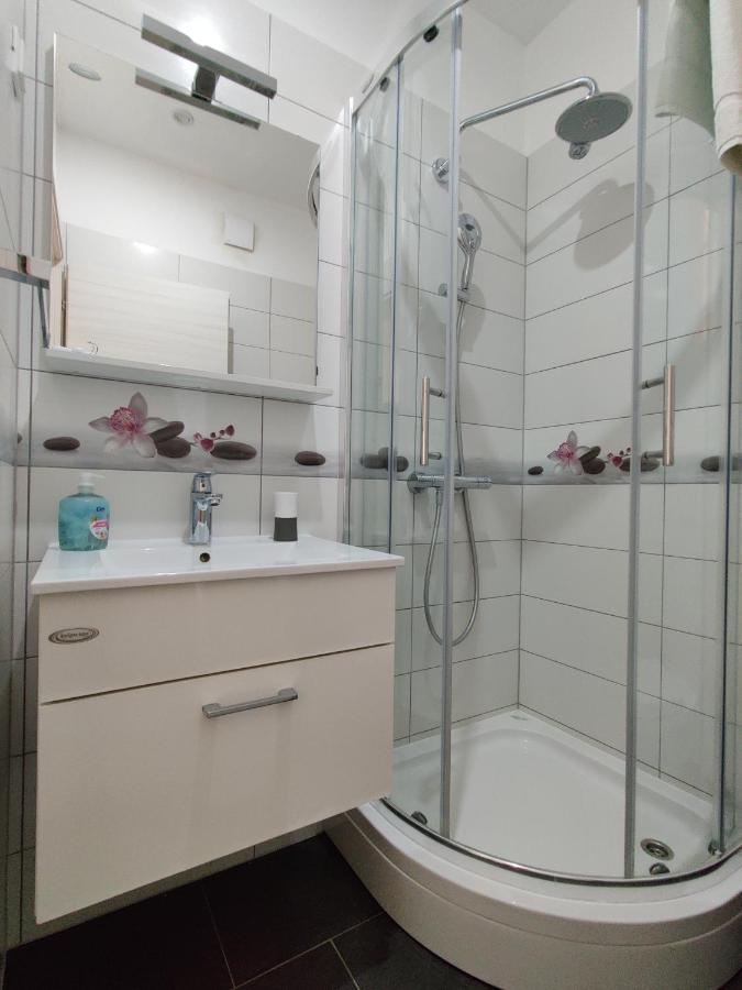 Biuk Apartments Нови Винодолски Екстериор снимка