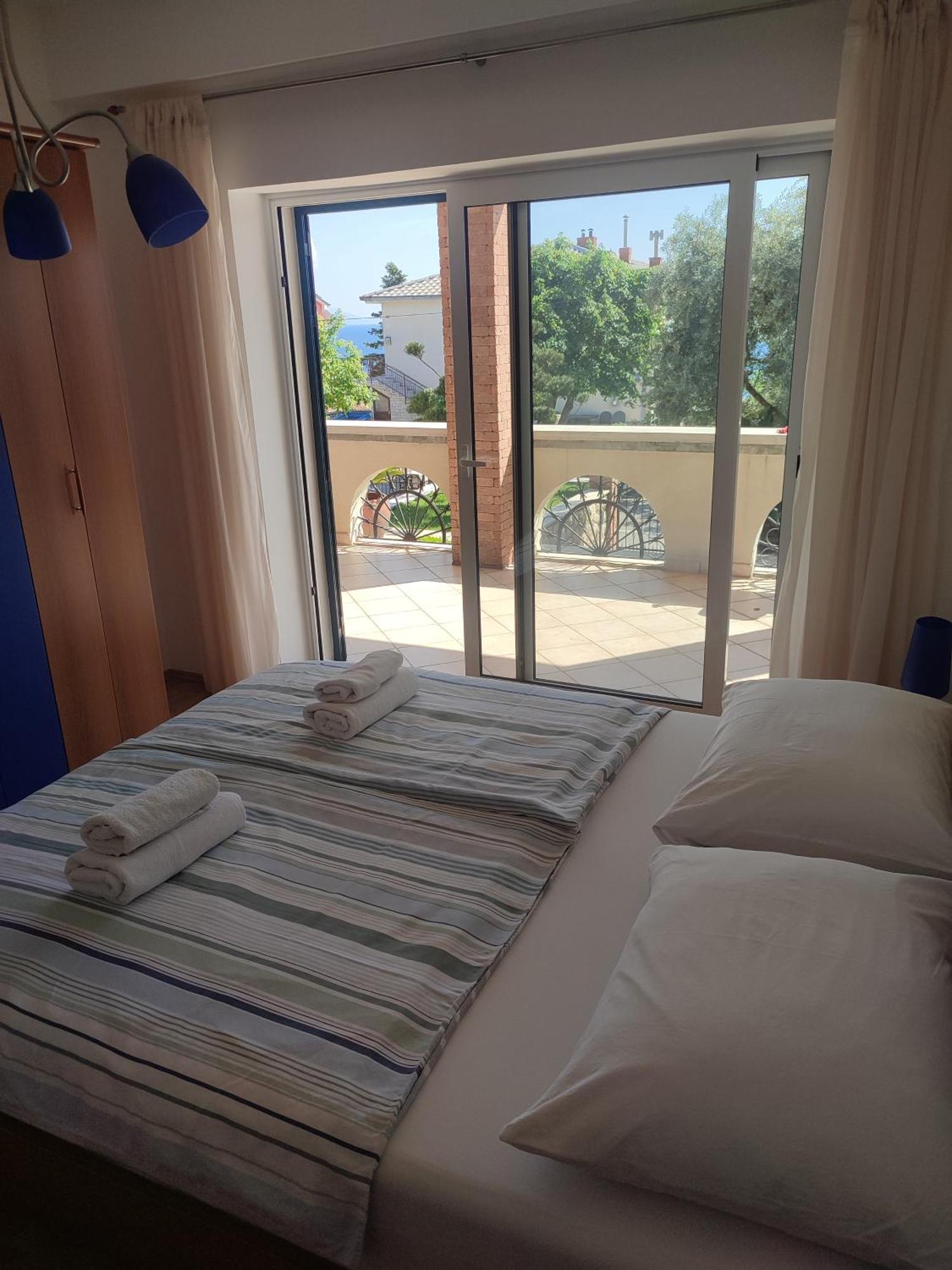 Biuk Apartments Нови Винодолски Екстериор снимка